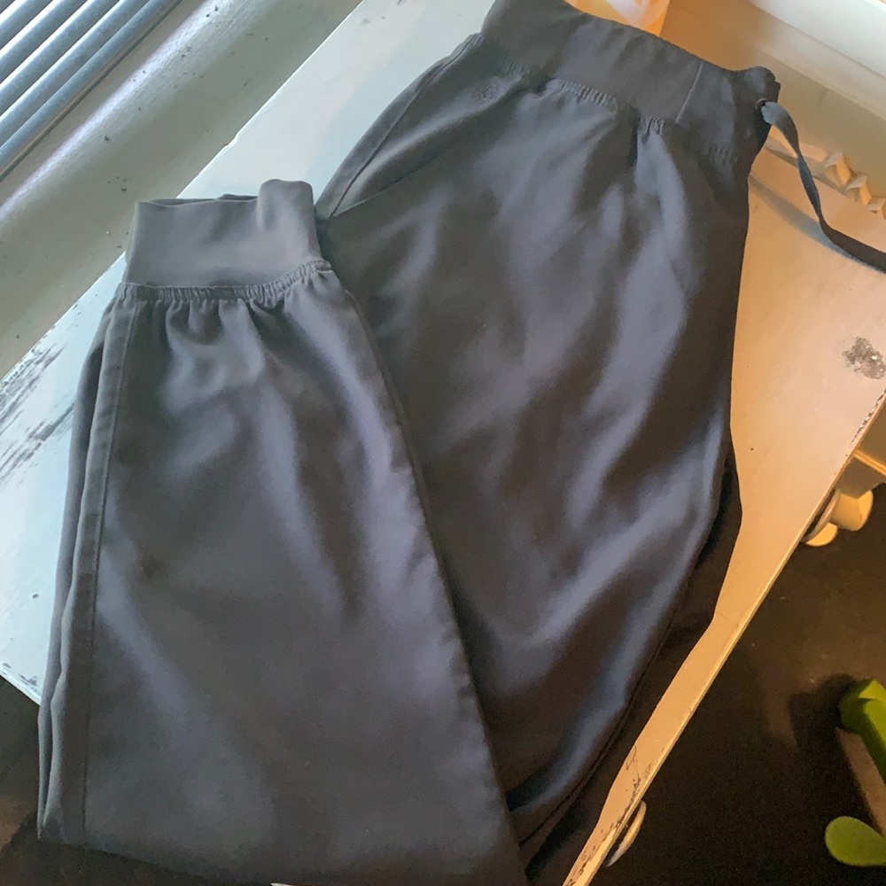 Medcouture black scrub pants medium